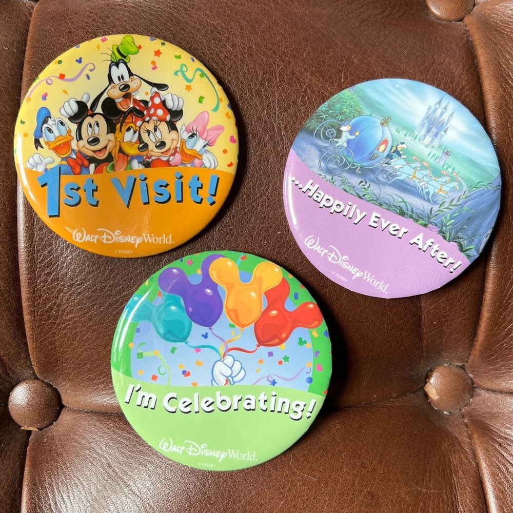 Lot of 3 Walt Disney World Pinback Buttons